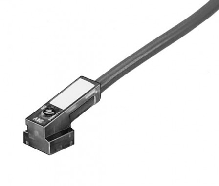 KMEB-2-230-5 Câble à connecteur femelle