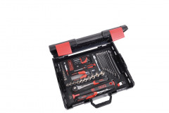 COMPOSITION DE 80 OUTILS AVEC CAISSE DE TRANSPORT