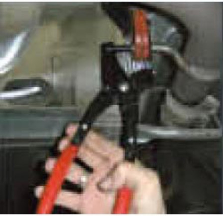 pince démontage silentblocs d'échappement