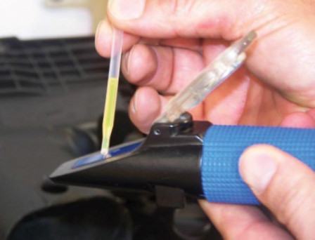 réfractomètre avec mesure ad-blue®