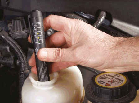 testeur de liquide de frein type crayon