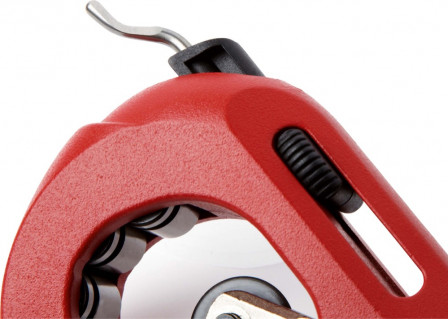 coupe tube telescopique